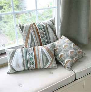 
                  
                    Load image into Gallery viewer, Decorative cushion Losange Neutral_NA-13
                  
                